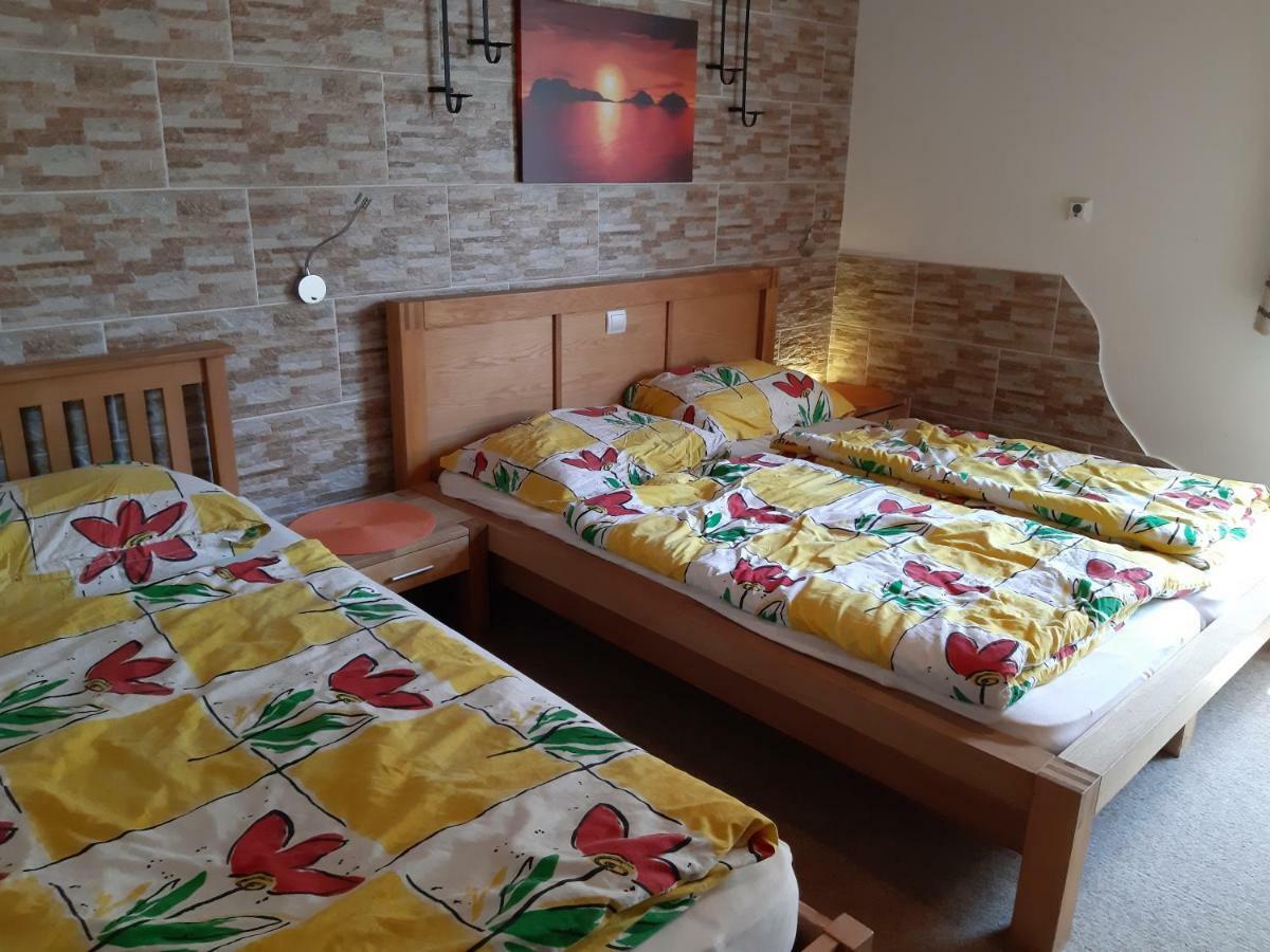 Apartament Almhaus Florian Treffen am Ossiacher See Zewnętrze zdjęcie